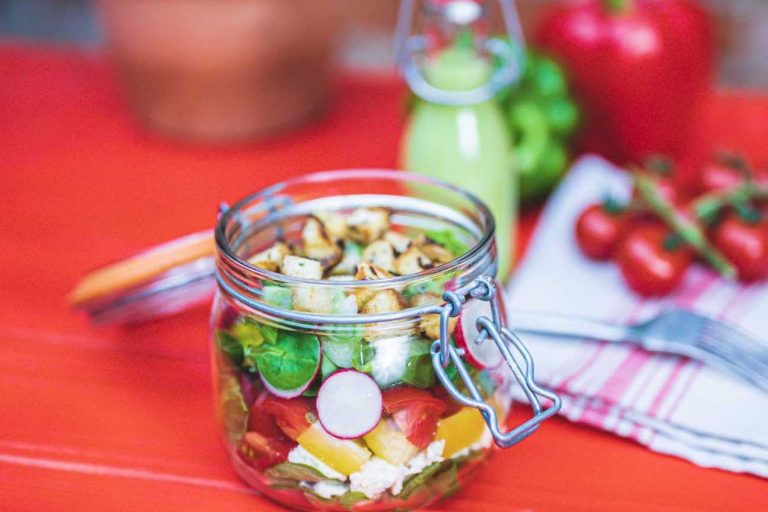 Salat in Schichten - foodcontent.company | die Food Content Agentur